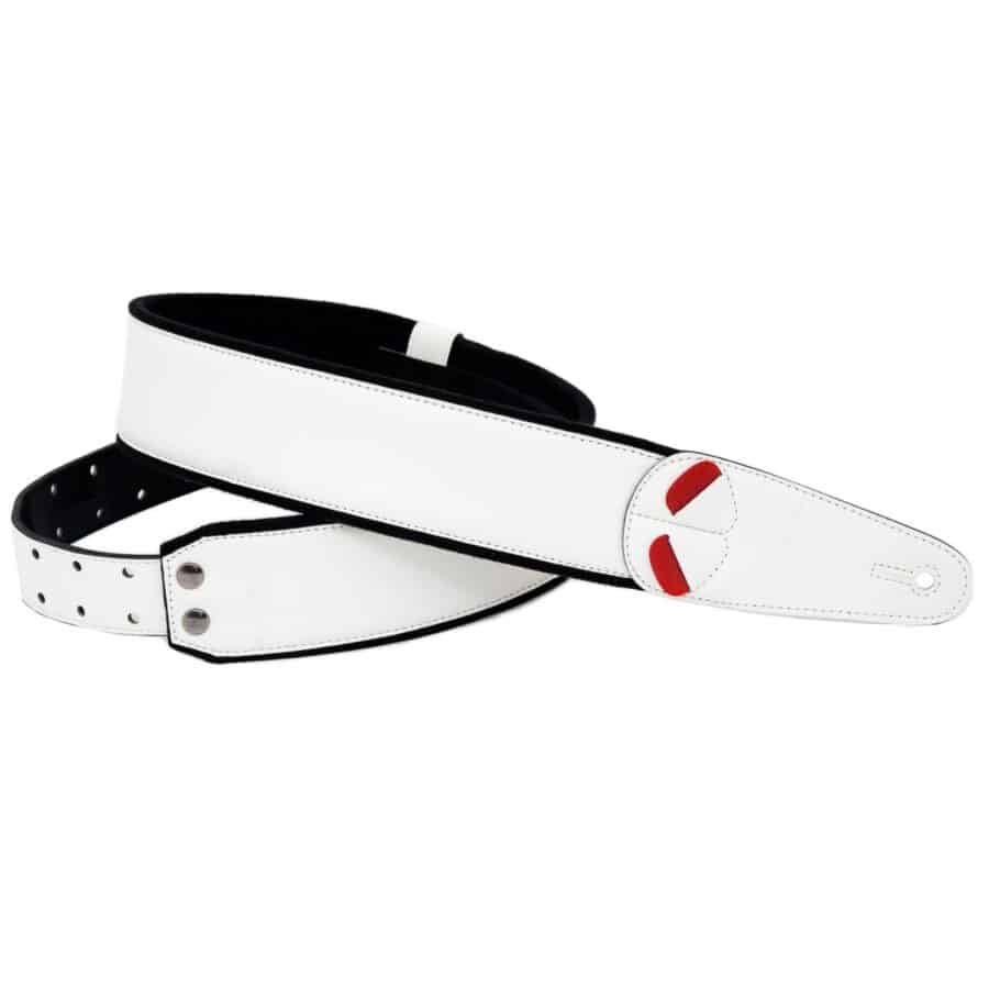 Steady Mojo Charm White