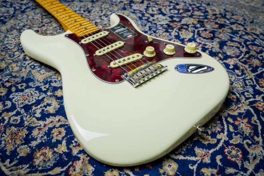 Fender American Professional Ii Stratocaster Olympic White (2)
