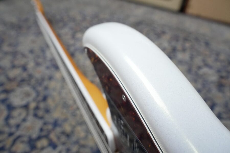 Fender American Ultra Jazz Bass Arctic Pearl (10)