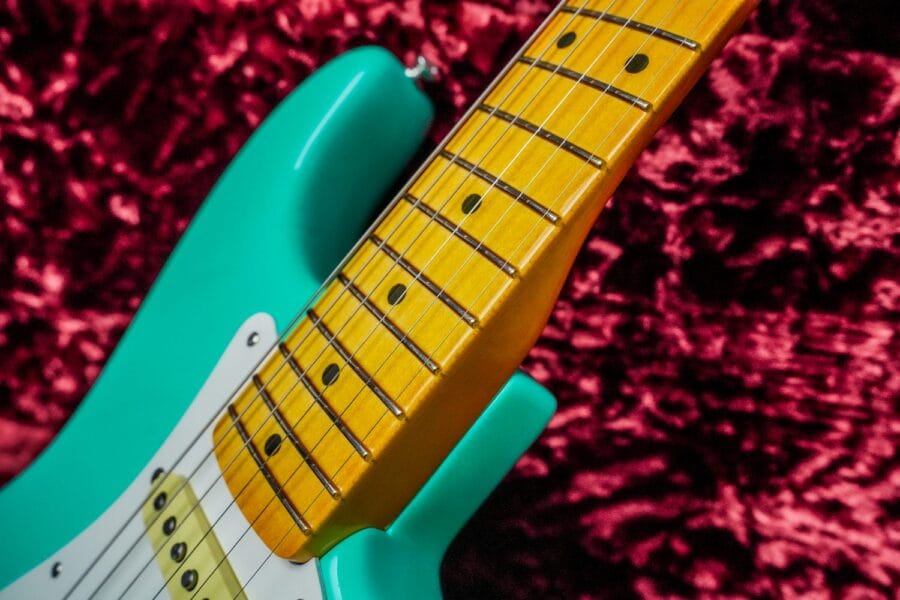 Fender American Vintage Ii 1957 Stratocaster Sea Foam Green (11)