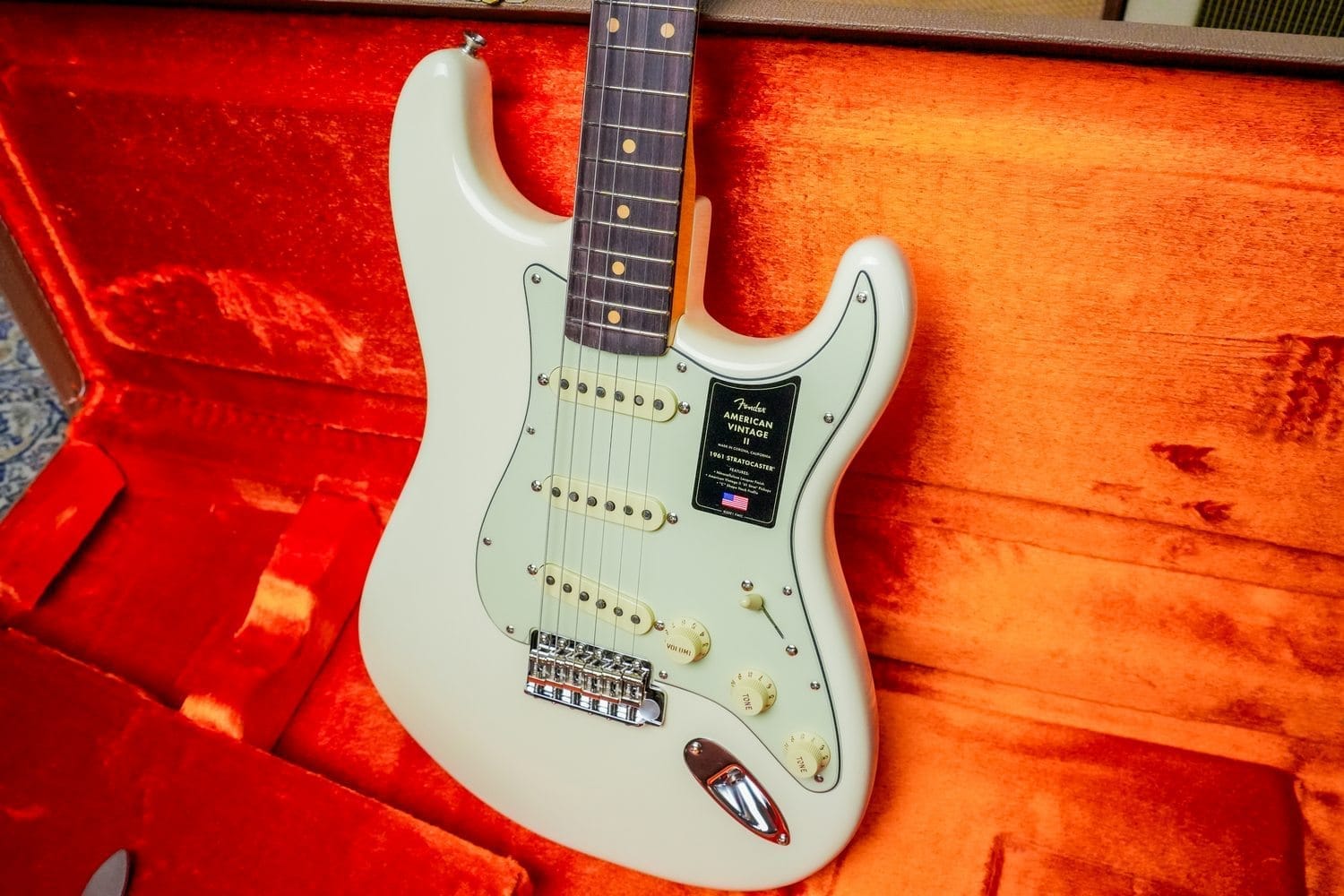 Fender American Vintage Ii 1961 Stratocaster Olympic White (6)