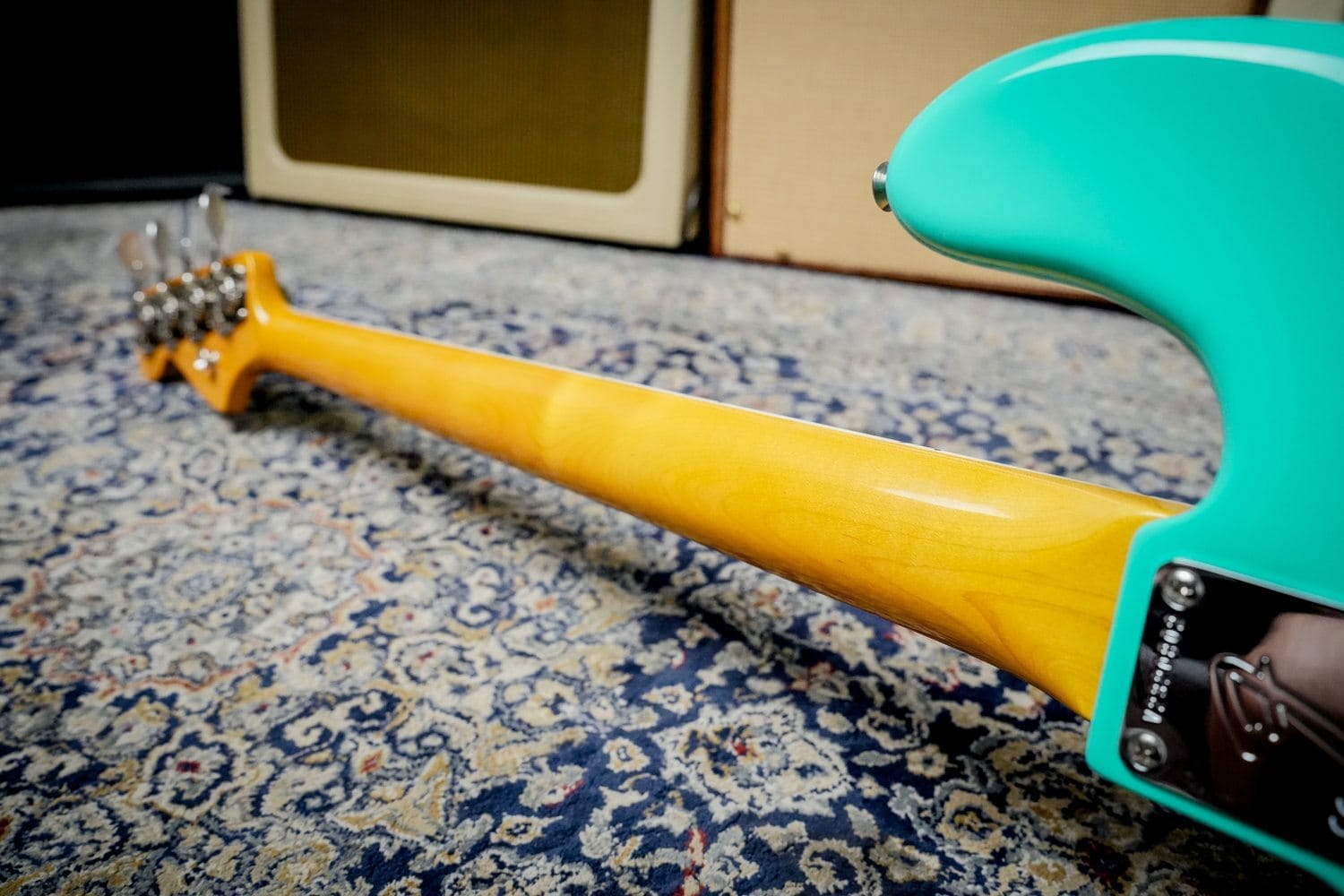 Fender American Vintage Ii 1966 Jazz Bass Sea Foam Green 1 (10)
