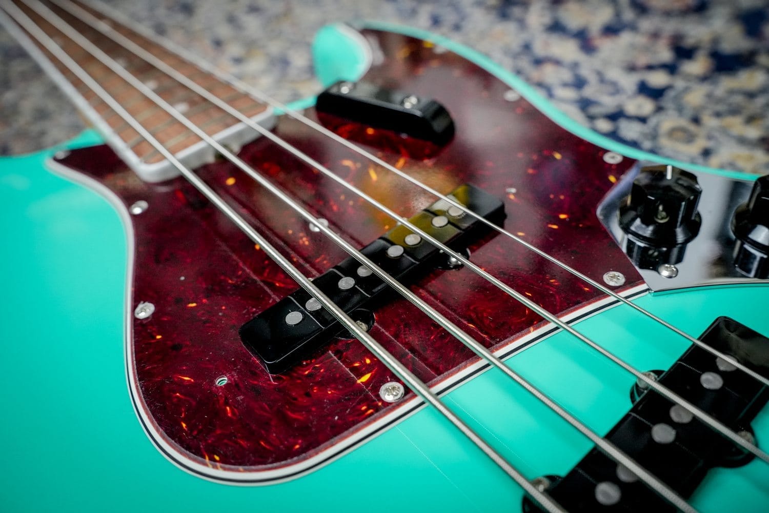 Fender American Vintage Ii 1966 Jazz Bass Sea Foam Green 1 (9)