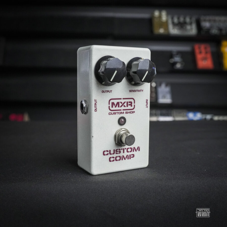 Used0081 Mxr Custom Comp Used 01