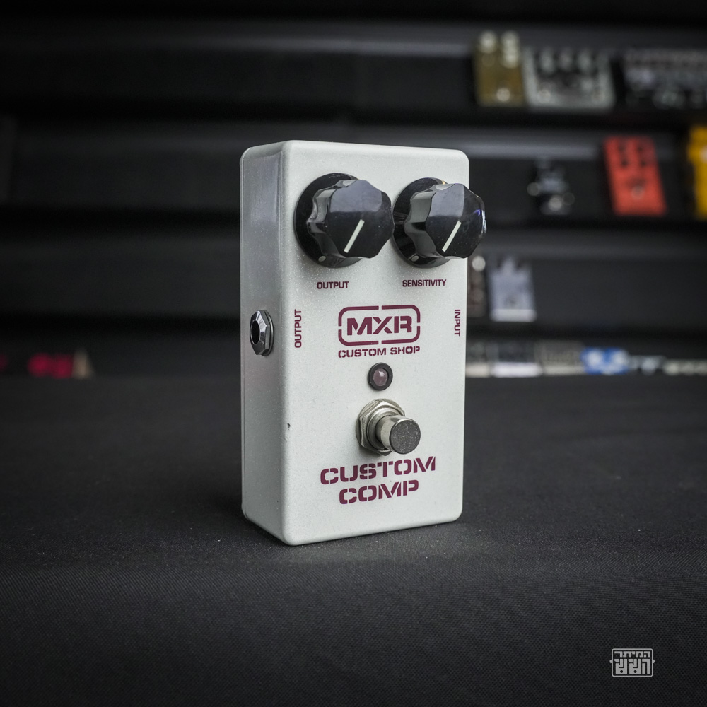 Used0081 Mxr Custom Comp Used 01